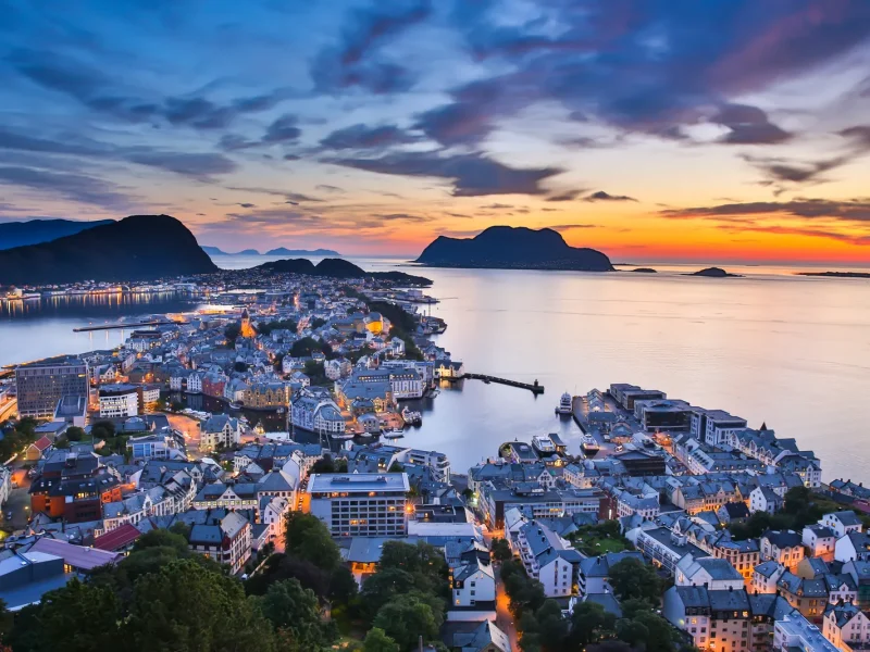 Alesund-Norway.jpg