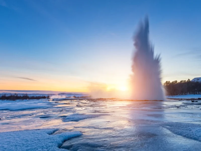 geysir_strokkur_in_beautiful_sunset_light_4398413ee5