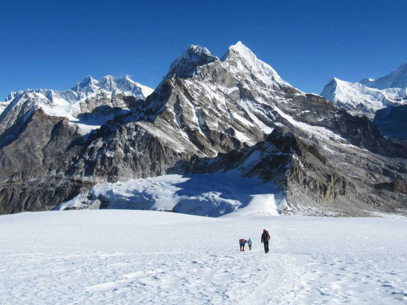 mera-peak-header-adobe-stock-3438